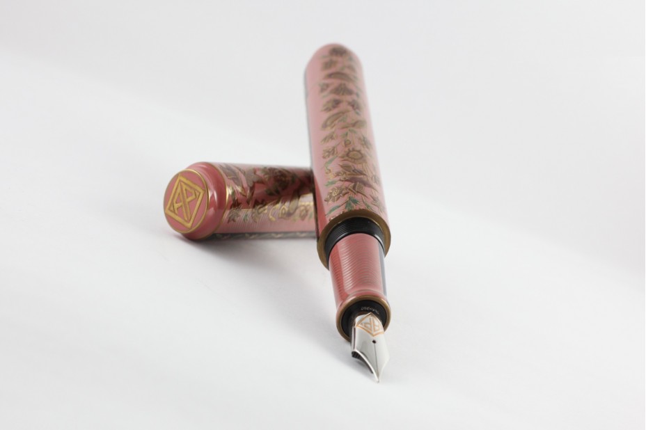 LIMITED EDITION MAKI-E
