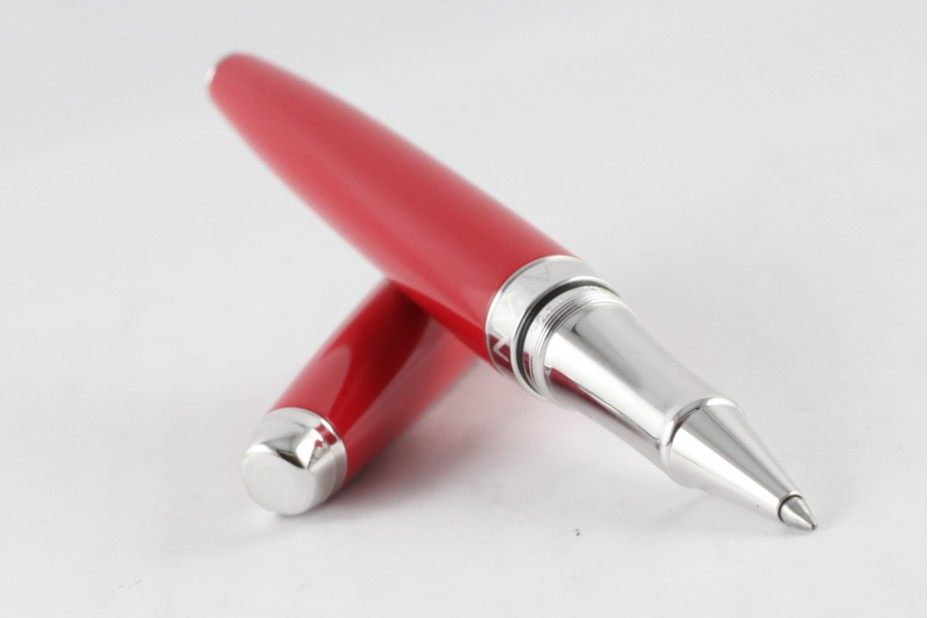 CARAN D'ACHE