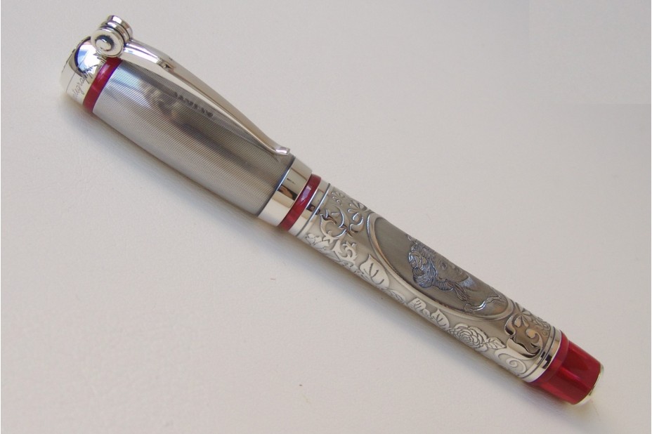 Montegrappa Limited Edition LA Traviata fountain pen