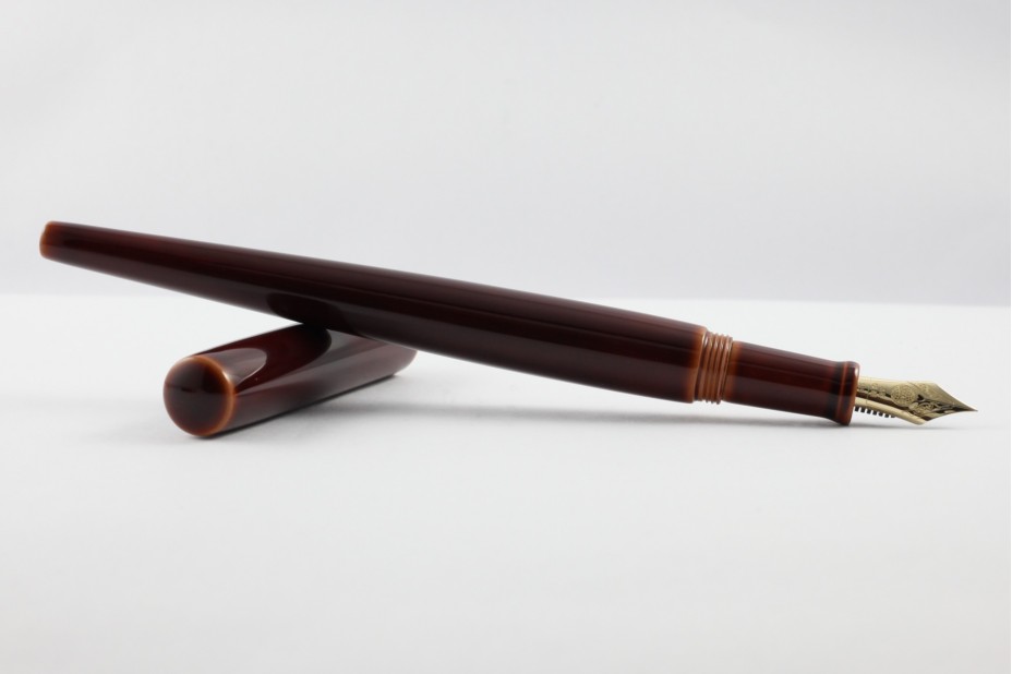 DESK PEN