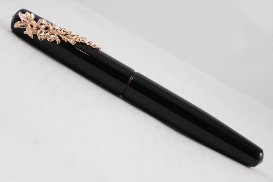 Nakaya Piccolo Long Writer Kuro Tamenuri with Pink Gold Wisteria Stopper Fountain Pen
