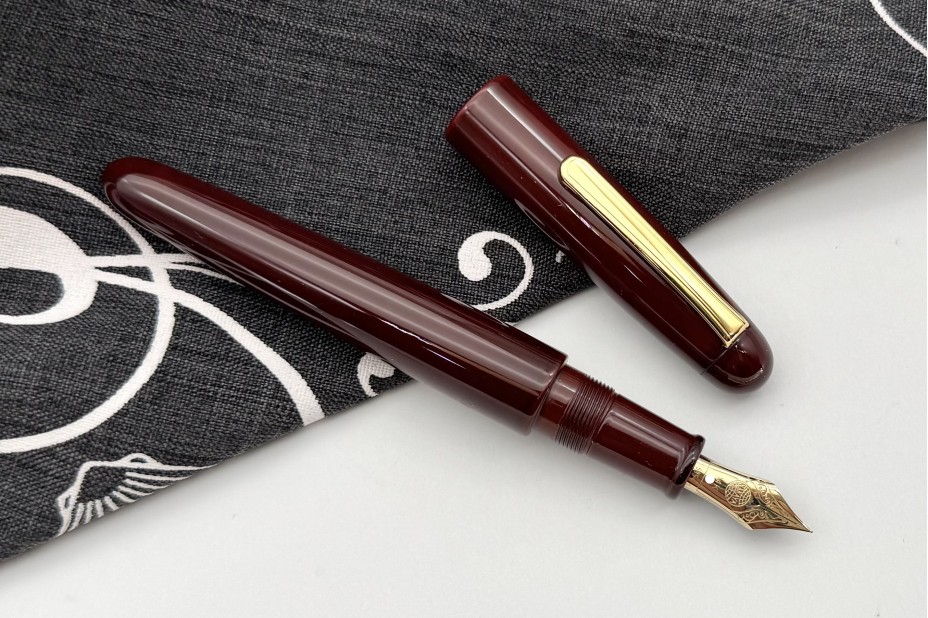 Nakaya Portable Writer Aka Tamenuri Fountain Pen