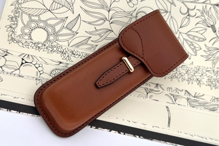 PILOT × SOMÈS Limited Edition Saddle Design Series – Brown 2-Pen Case (classic all-leather tone)