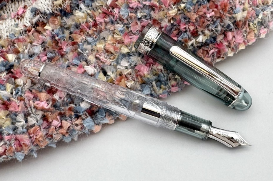 Platinum Limited Edition 3776 Century Fuji Unkei Kinu-Gumo Fountain Pen